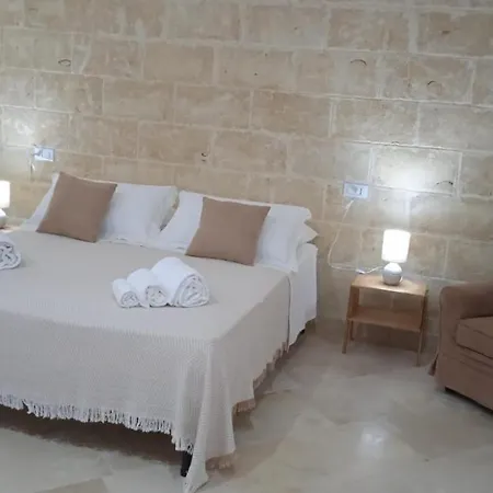 Antico Casolare P. P. Aparthotel 4*