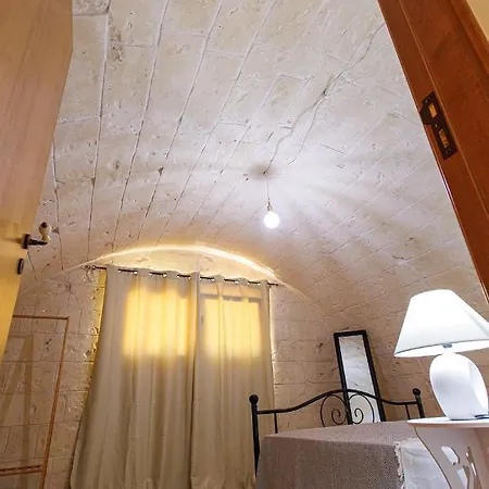 Апарт-готель Antico Casolare P. P. Отранто